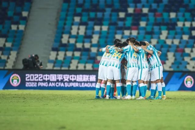 最近签下的索博斯洛伊以及过去18个月内加盟利物浦的加克波以及努涅斯均有着不错的迹象，但他们并没能像菲尔米诺和马内巅峰期那样一周又一周发挥重要作用。